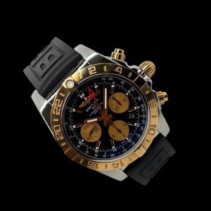 Breitling Chronomat GMT Stahl/18K Box Papiere Ref. CB0420
