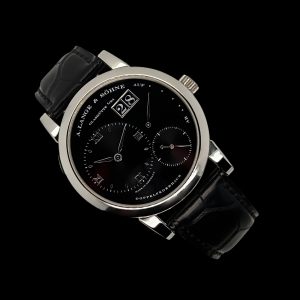 A. Lange & Söhne Lange 1 „Darth“ Platin Box Papiere Ref. 101.035