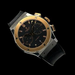 Hublot Classic Fusion Titan 18K Rosé Papiere Ref. 521.NO.1180.LR