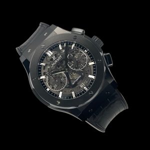 Hublot Classic Fusion Aerofusion Chronograph Black Magic Keramik Box Papiere EKR Ref. 525.CM.0170.LR