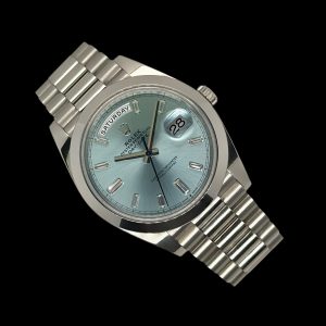 Rolex Day-Date Platin Baguette Diamant Full Set Ref. 228206