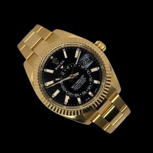 Rolex Sky-Dweller 18K GMT Jahreskalender Box Papiere Ref. 326938
