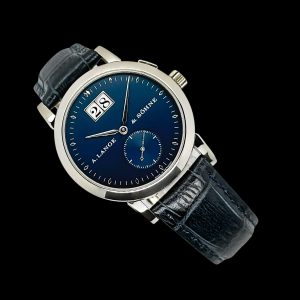 A. Lange & Söhne Saxonia 18K Box Papiere Ref. 105.027